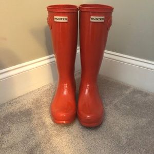 HUNTER rain boots